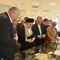 Ajatollah Šahrestani iz Irana posjetio Gazi Husrev-begovu biblioteku